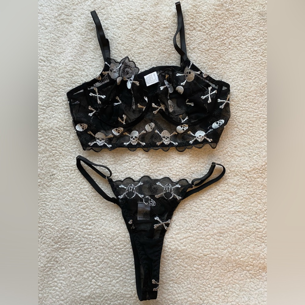 Never worn skull print goth lingerie set